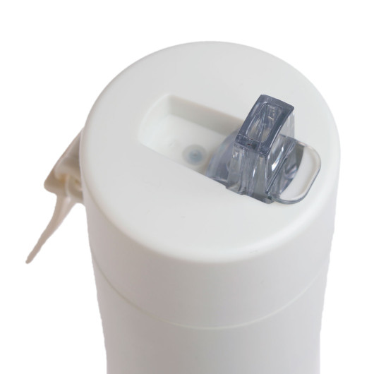 Titan 600ml Bottles White Straw